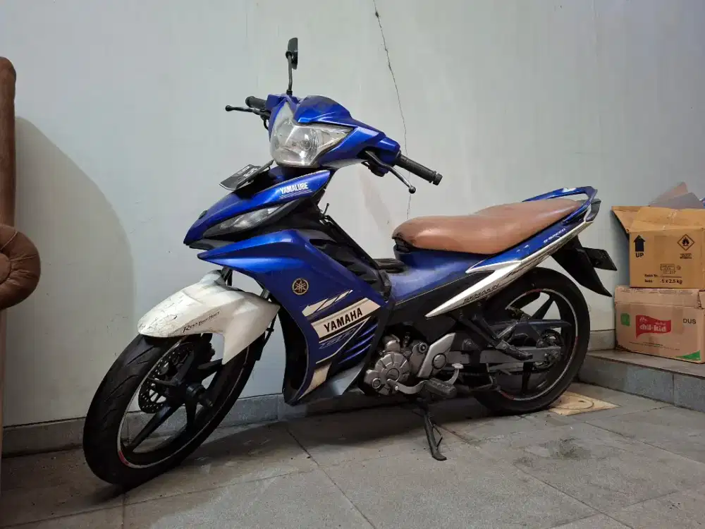 Motor Yamaha Jupiter MX MotoGP edition