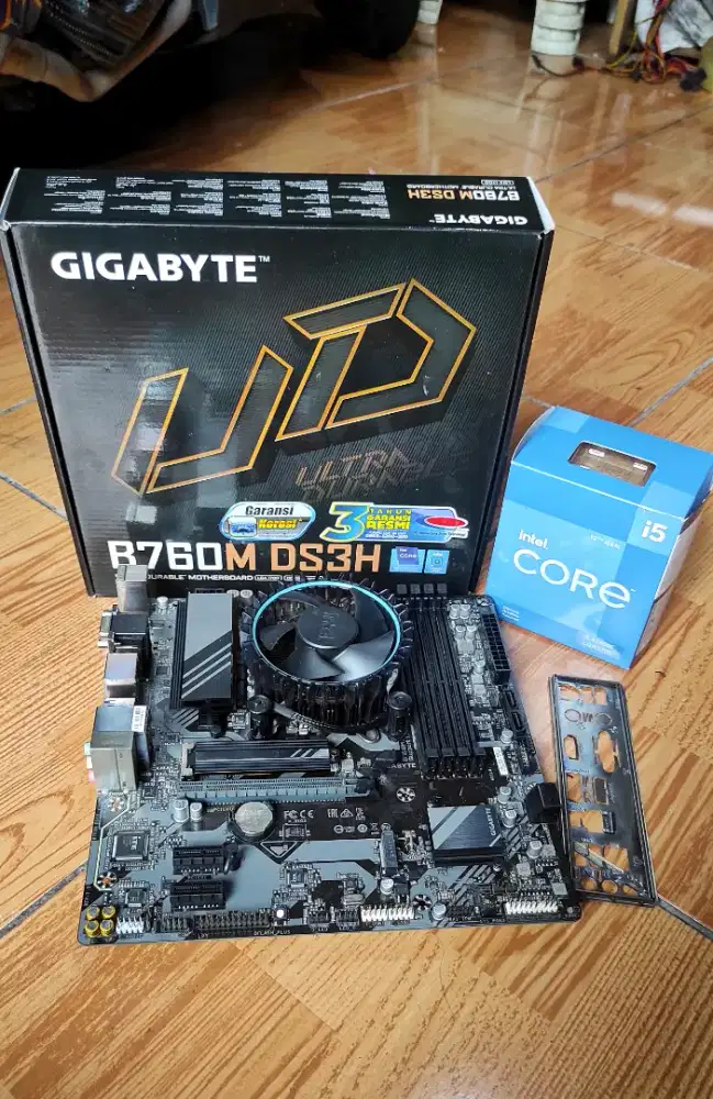 Paket Intel Core i5 12400f Box dan  Gigabyte B760 DS3H DDR5