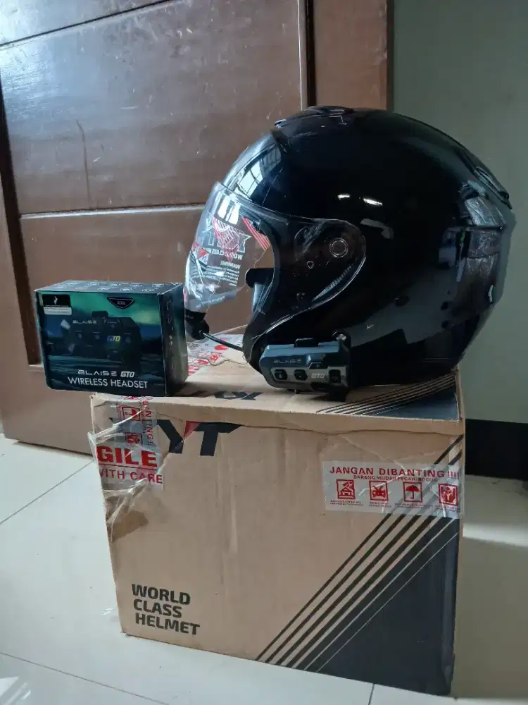 Helm Kyt Kyoto + Intercom (XXL)