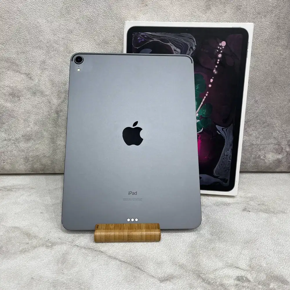 iPad Pro 11-inch (1st Gen) WiFi 64GB Fullset
