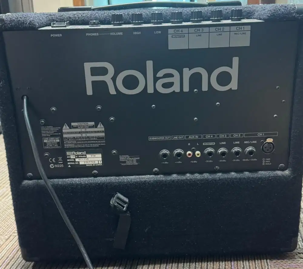Amplifier Roland KC-150 - kondisi masih bagus