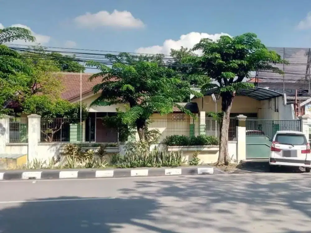 *RUMAH HOOK 1 LANTAI 0 JALAN MERR* *STRATEGIS POL UNTUK USAHA*