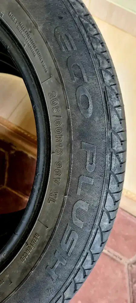 Ban tubles Ring16 205/60 Harga 2unit