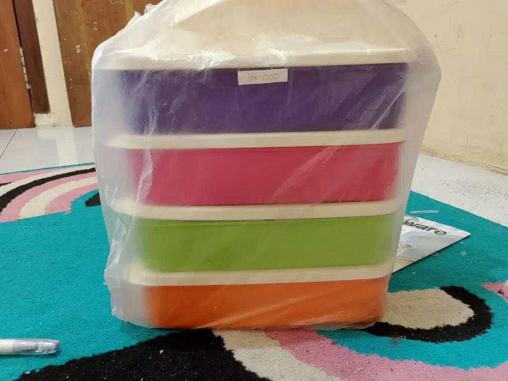 Rantang Tupperware