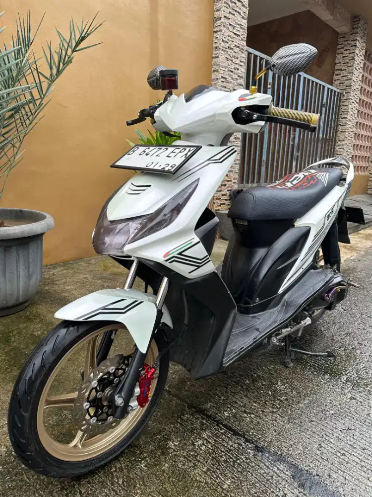 Honda Beat Karbu 110cc Thn.2010