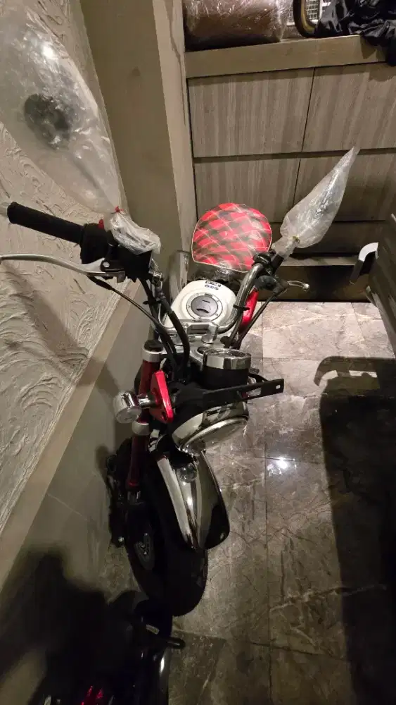 Honda monkey 125 km nol NEW