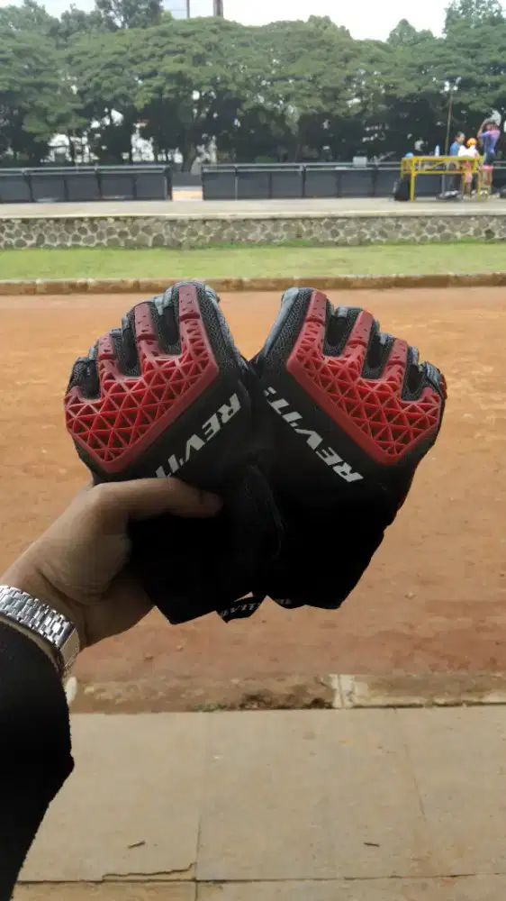 REV’IT Sand 4 Gloves Ori – Size L – Second Mulus – Bandung