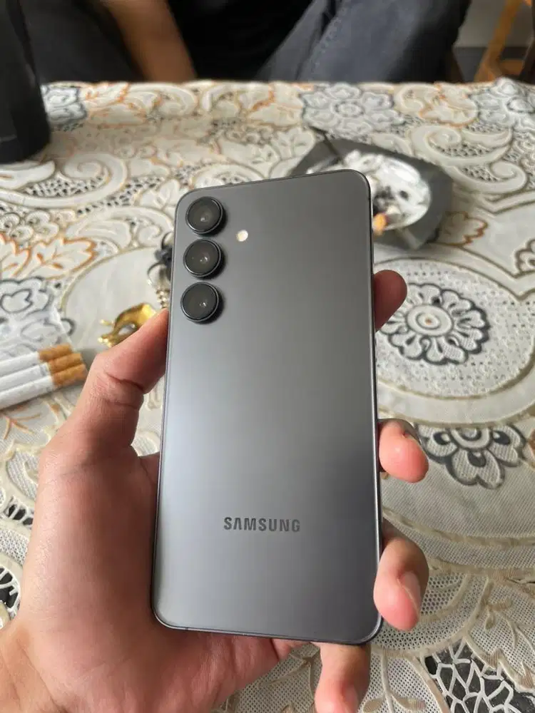 samsung s24 base model