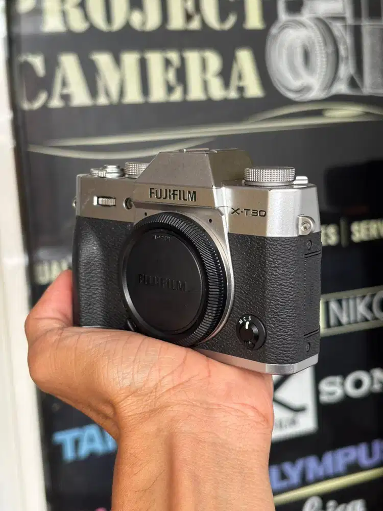 Fujifilm XT30 Body Only Bonus Tas dan Memory