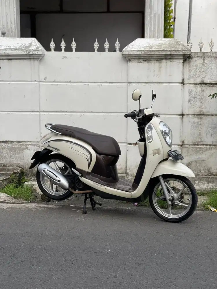 BELI, JUAL LAGI = UNTUNG!! HONDA SCOOPY FI 2016
