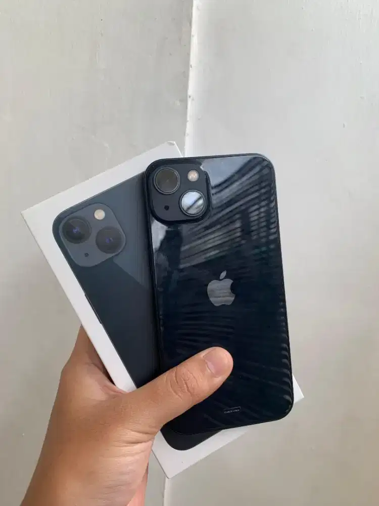 13 128gb ibox like new