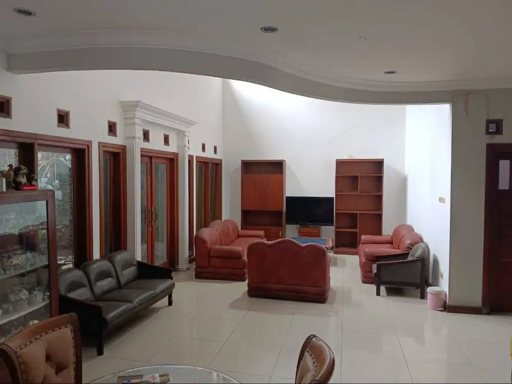 Dijual Rumah 2 Lantai Terawat di Sayap Tegalega Bandung