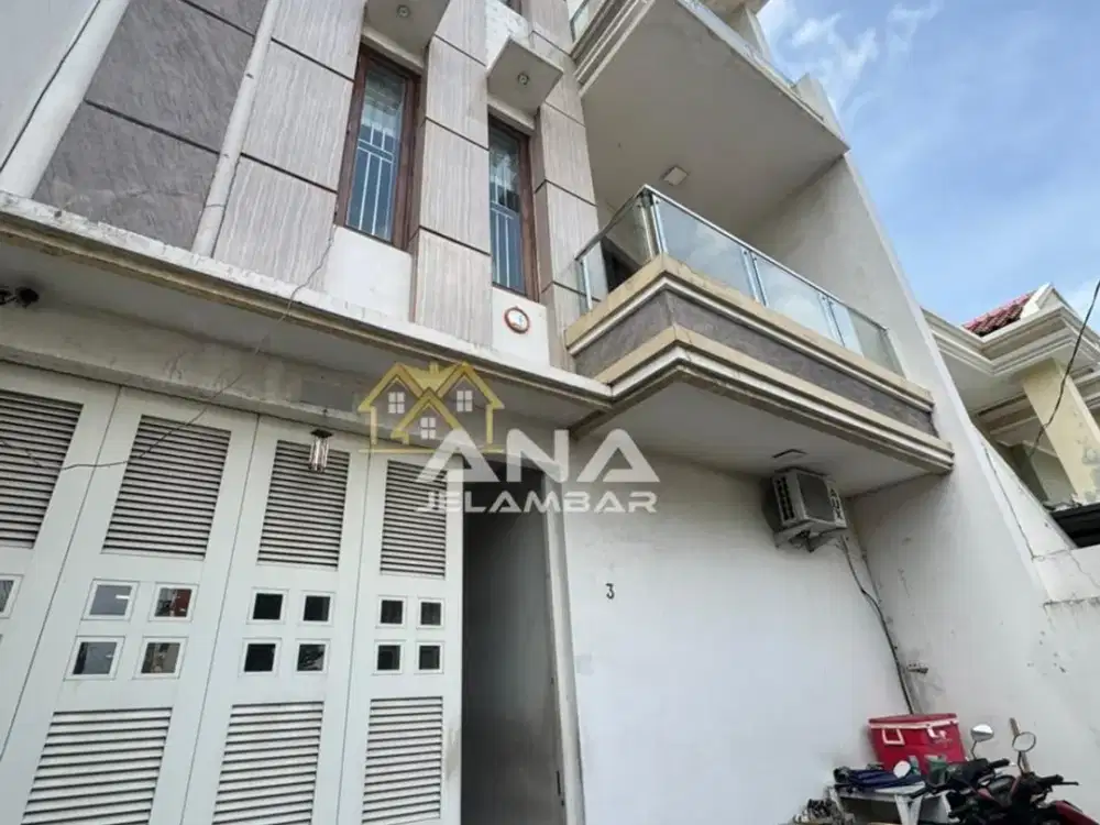 ANA RUMAH MEWAH LUAS 8X22M 4LT BANGUNAN BAGUS DAN KOKOH DI JELAMBAR