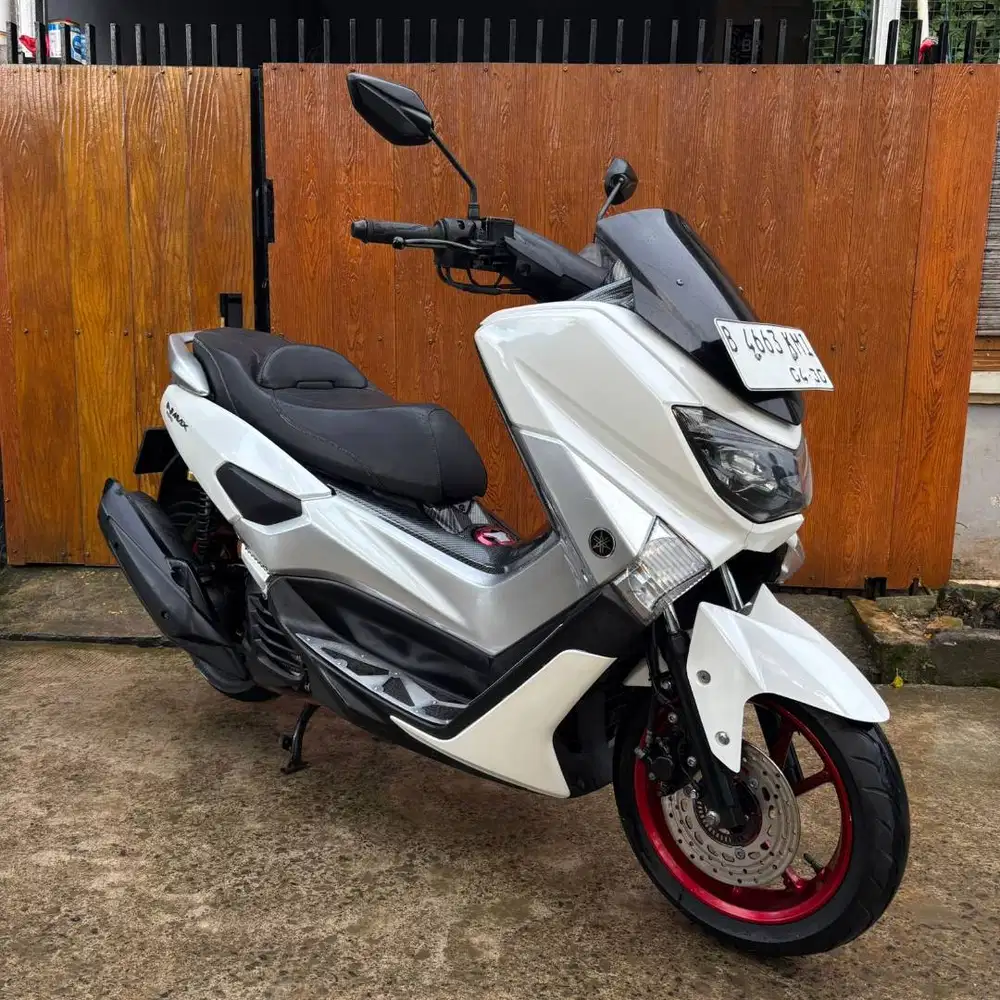 YAMAHA NMAX 2019 SURAT LENGKAP MULUS SIAP PAKAI NO KENDALA TERMURAH