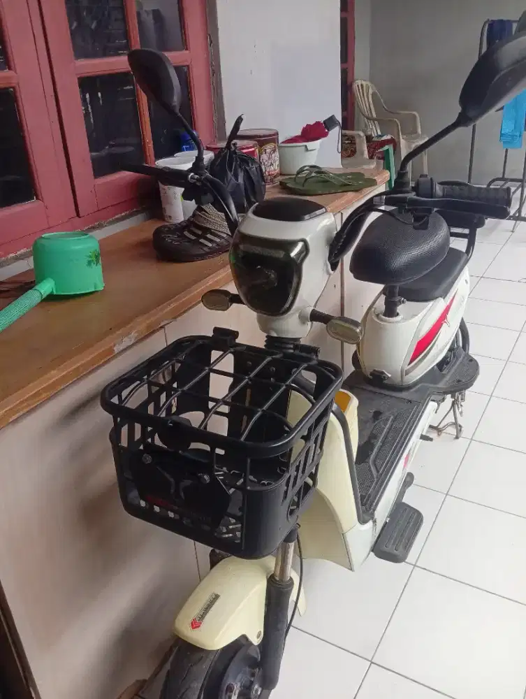 DIJUAL MURAH SEPEDA LISTRIK U-WINFLY