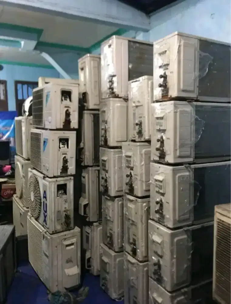 Siap tampung AC rusak atau yang ga kepake sebanyak banyak nya