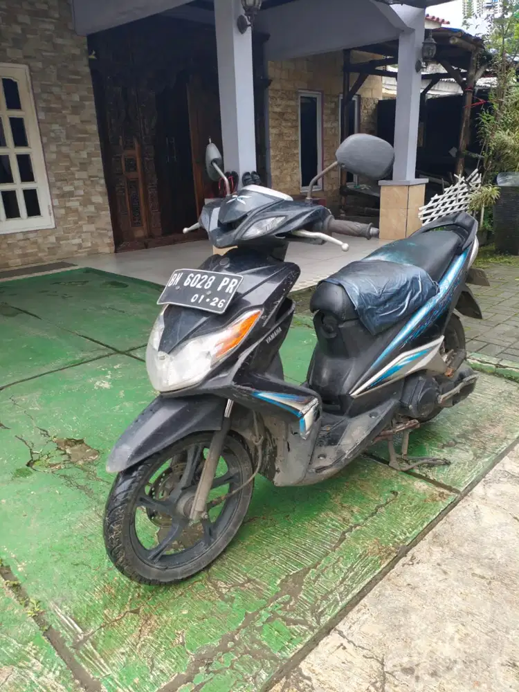 Yamaha xeon plat luar daerah