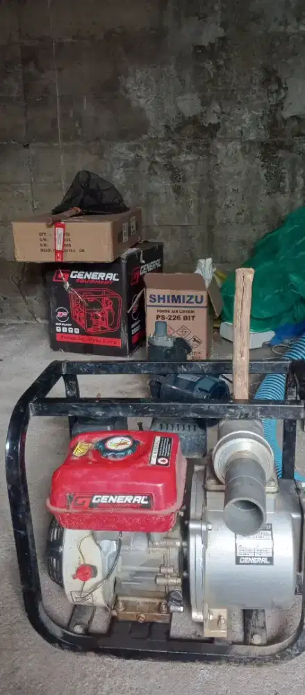 Alkon General bensin (mesin sedot air)