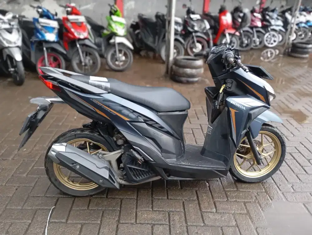 Honda Vario 125 LED new Tahun 2022 Free Balik Nama