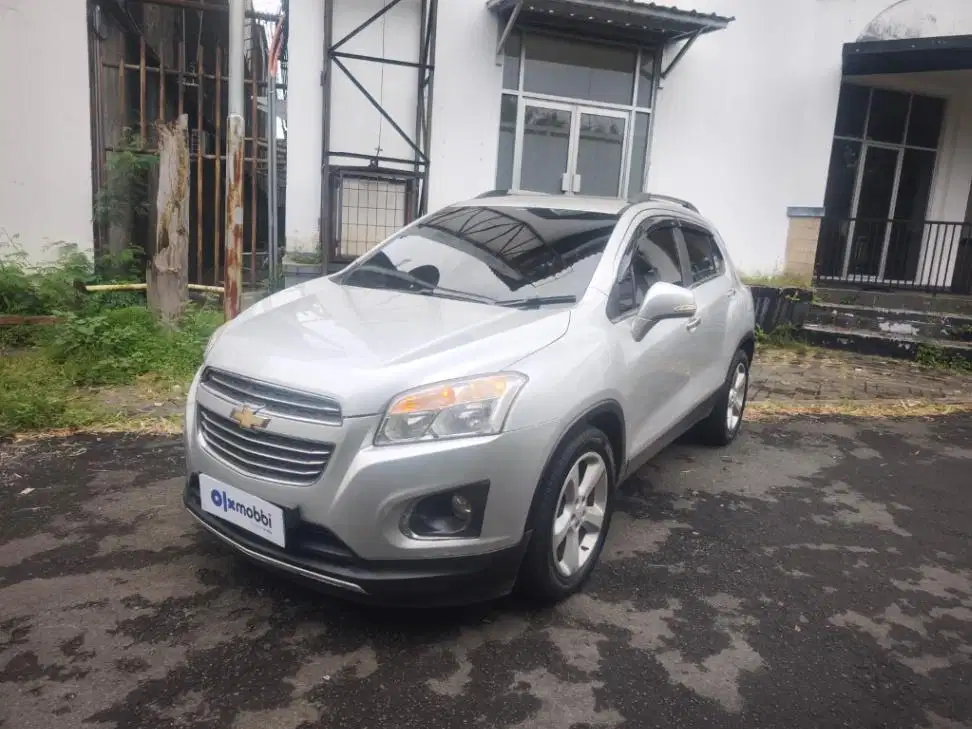 KM Rendah - CHEVROLET Trax 1.4 Turbo LTZ Bensin A/T 2016 SILVER