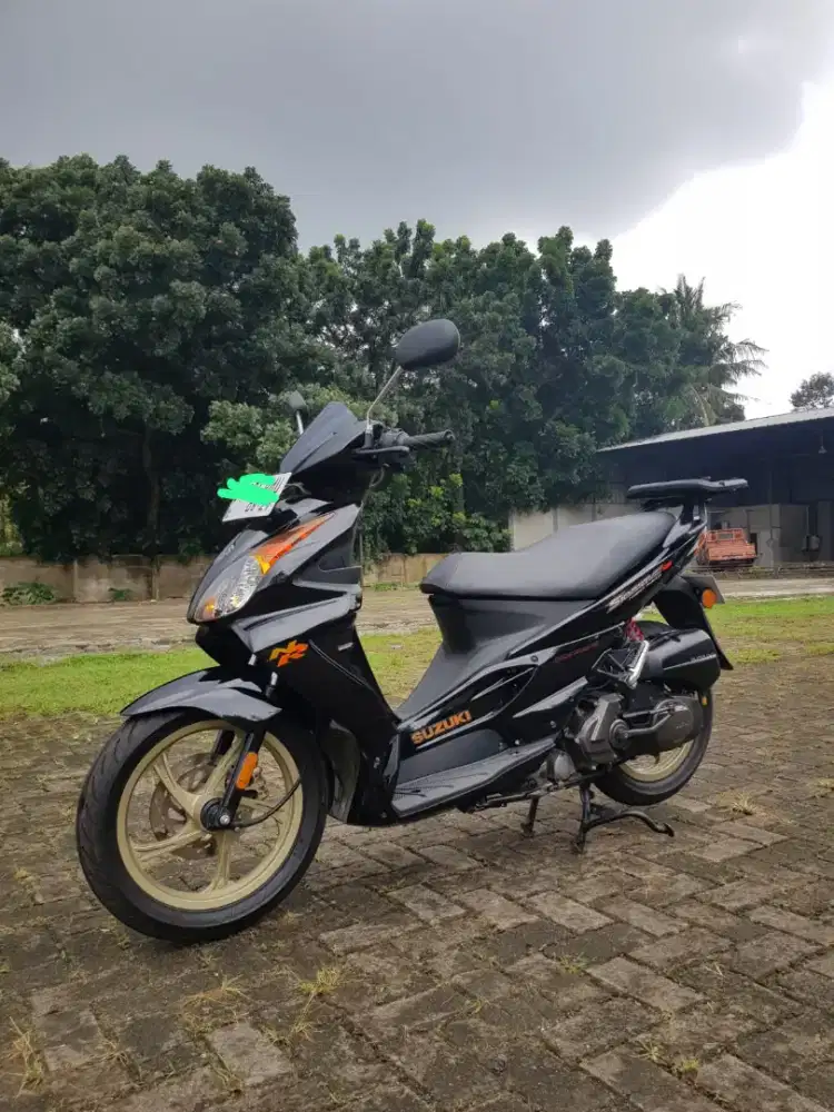 DI JUAL Skywave Night Rider 2009 
1. KM...
2. Body halus- body kasar