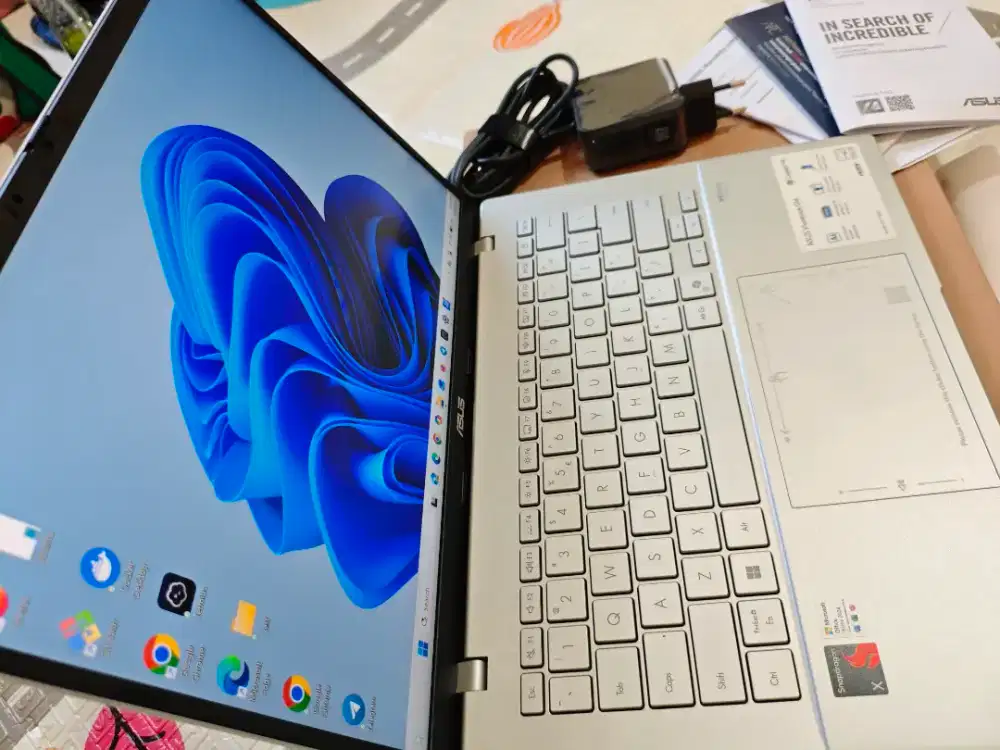 Laptop ASUS VIVOBOOK S14 RAM 16GB SSD 512GB