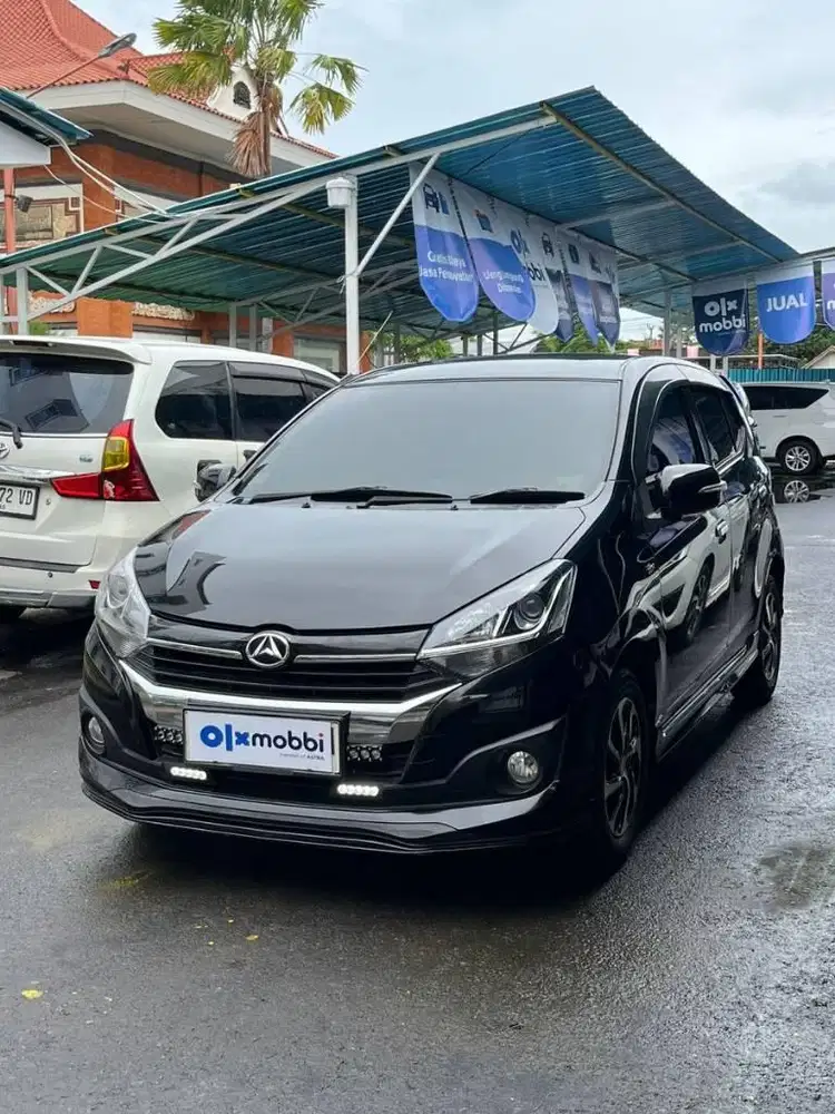 DP Rendah - Daihatsu Ayla 1.2 R Deluxe Bensin AT 2017 Hitam