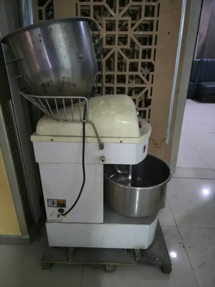 DIJUAL SPIRAL MIXER GETRA
