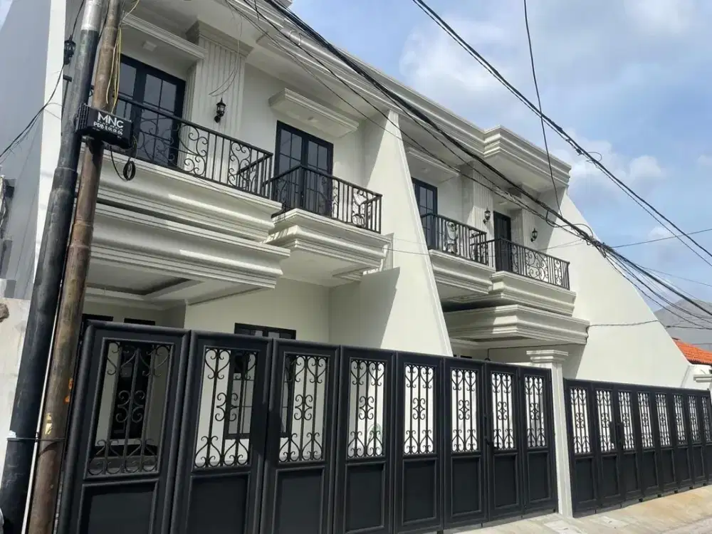 RUMAH BARU Cantik Classic di Swadaya Duren Sawit