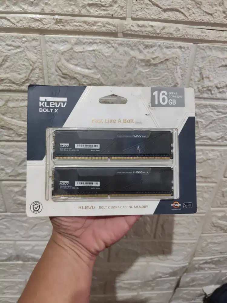 RAM 16GB (2X8GB) DDR4 3200MHZ KLEVV BOLT X (Garansi Seumur Hidup)