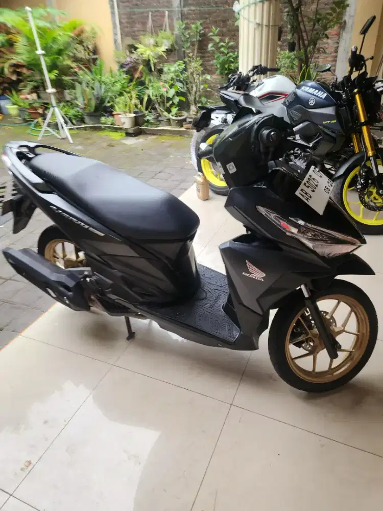 Vario 150 led hitam velg emas 2017 special edition Gbm