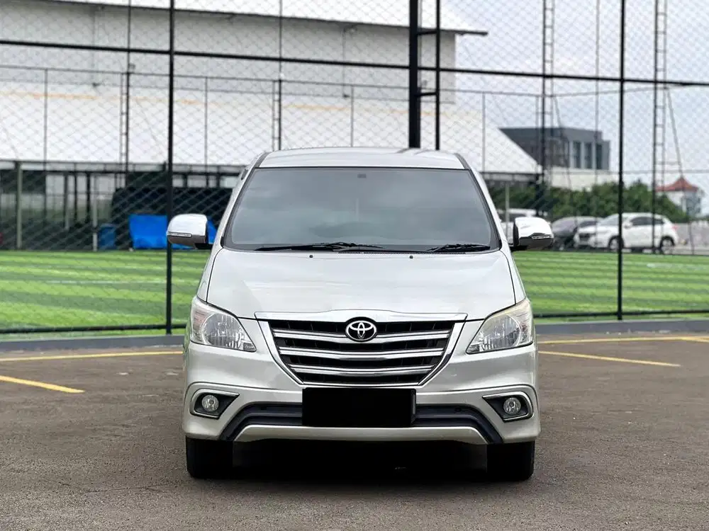 Innova G matic bensin low km