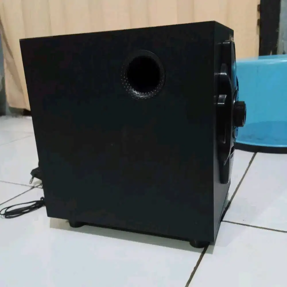 Speaker simbadda cst 2100n+