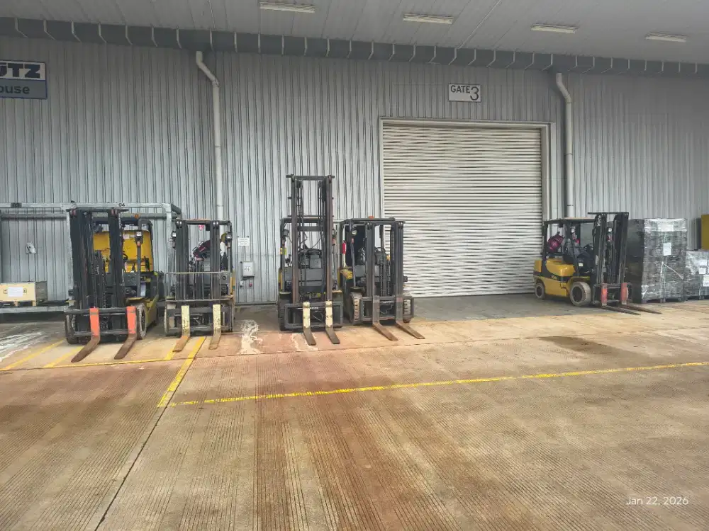 Forklift 2.5 Ton Yale, 3 gas 2 electric acid