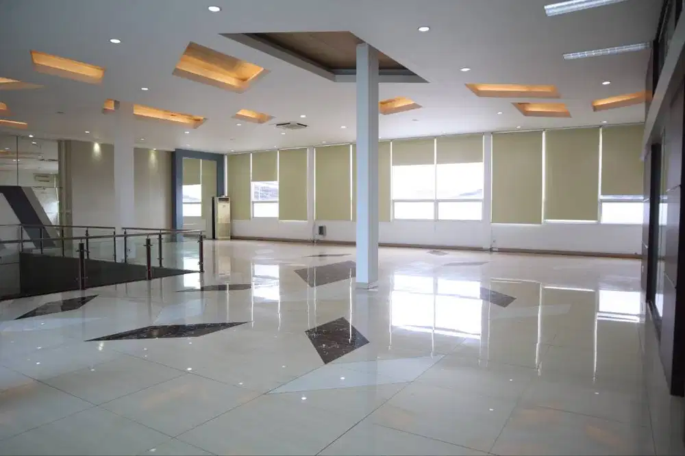 Disewakan Ruang Kantor Mewah Mainroad BKR Bandung