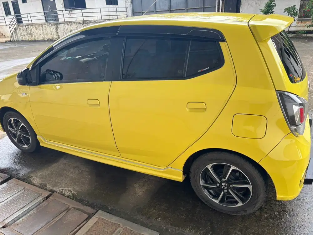 Daihatsu Ayla 2021 Bensin