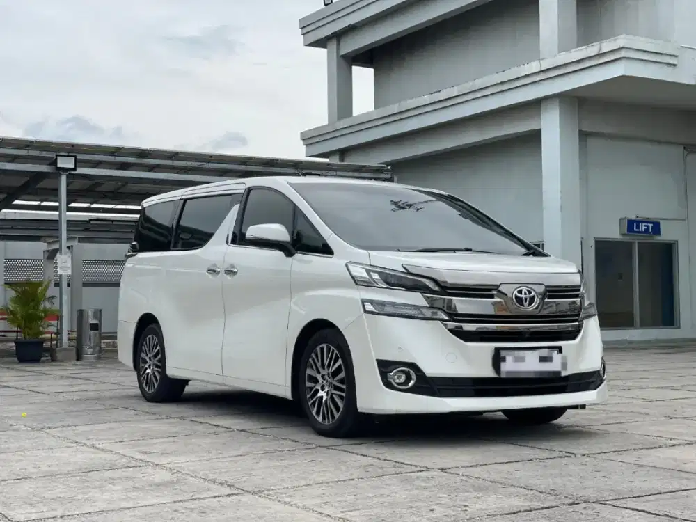 KM 62. TOYOTA VELLFIRE ATPM 2015