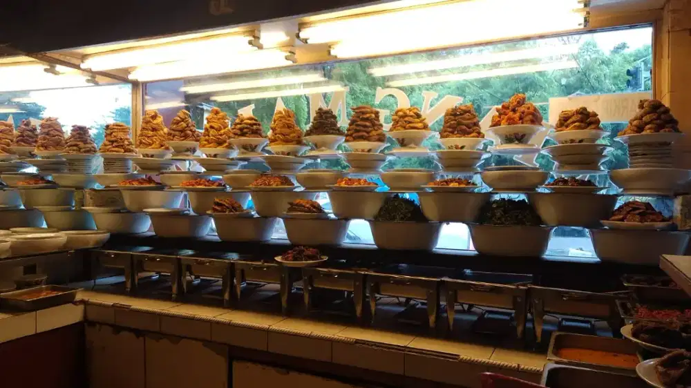 Cari karyawan Laki-Laki