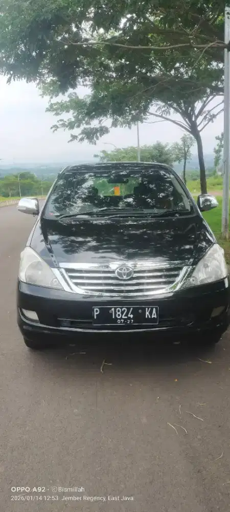 Kijang Innova Bensin