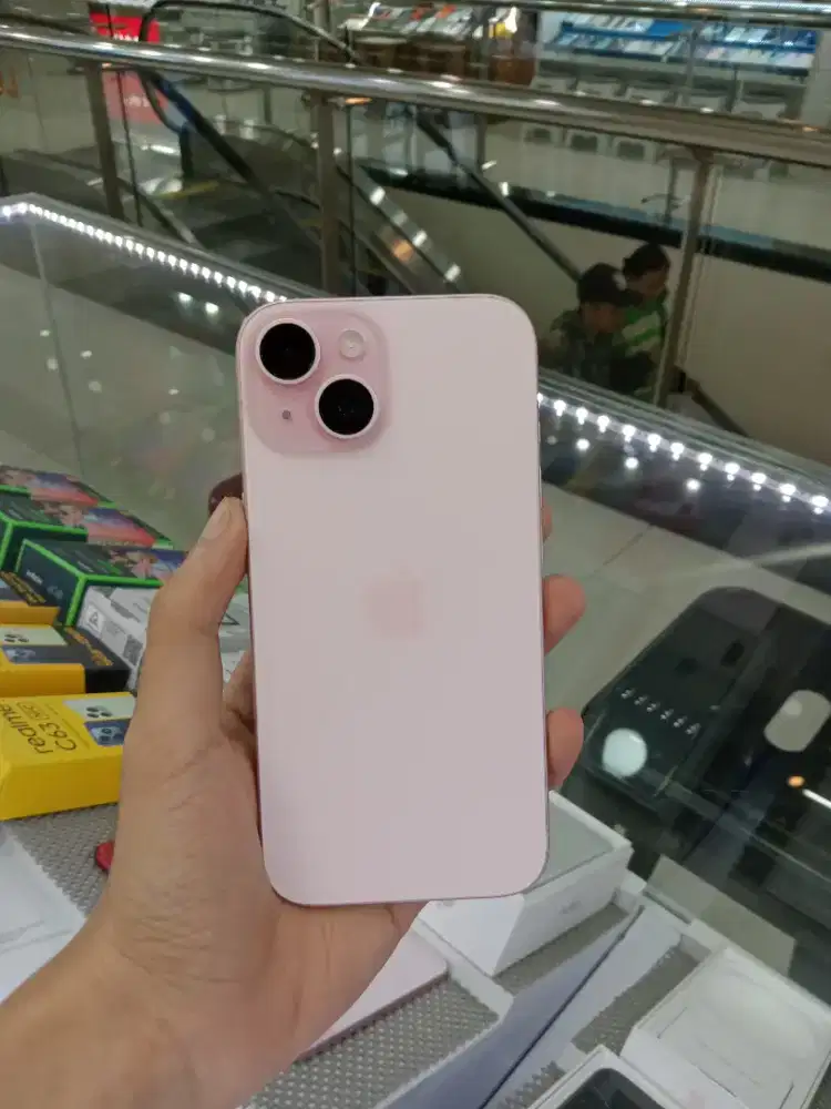 iPhone 15 128GB iBox