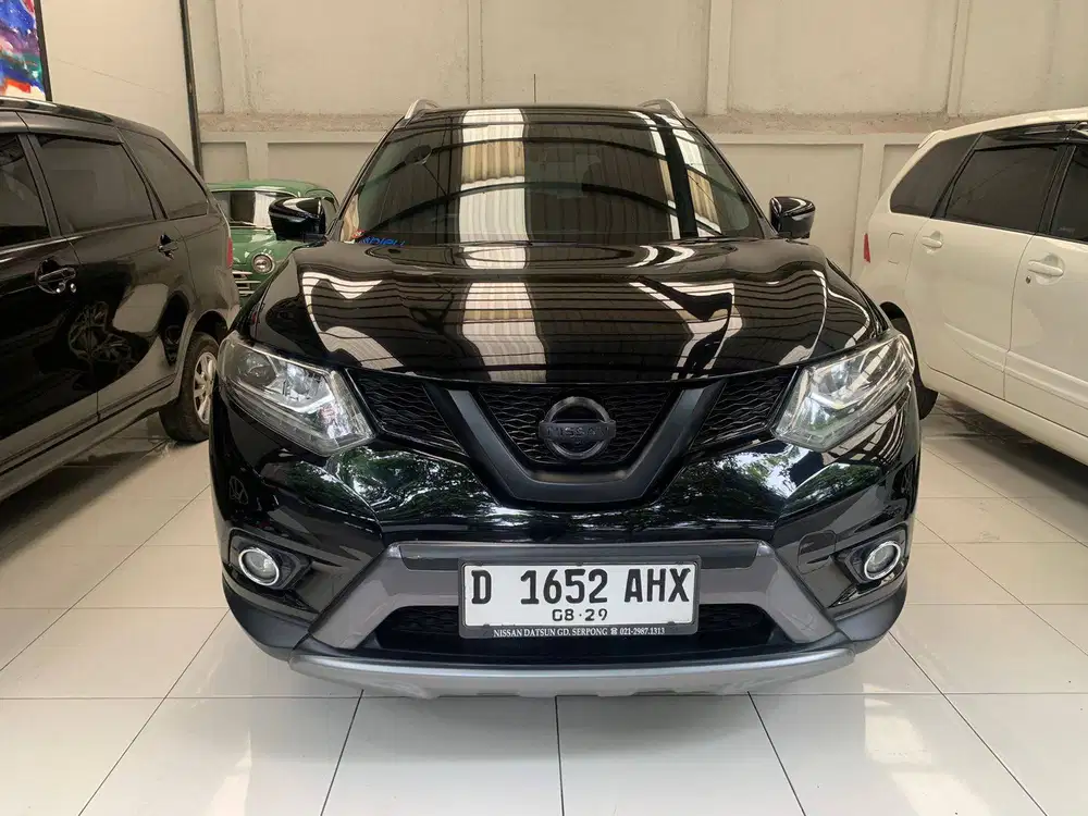 NISSAN X-TRAIL 2.5 AT 2018 matic istimewa