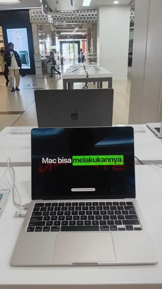 MACBOOK AIR M2 13inc KREDIT INDODANA BUNGA HINGGA 0%