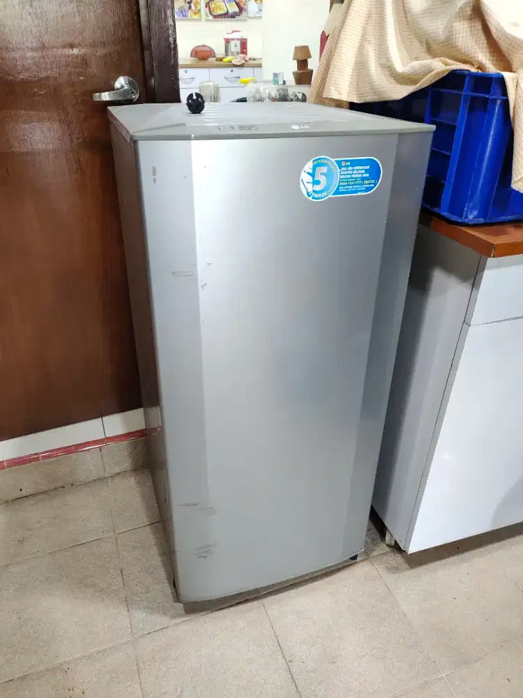 Kulkas 1 pintu LG