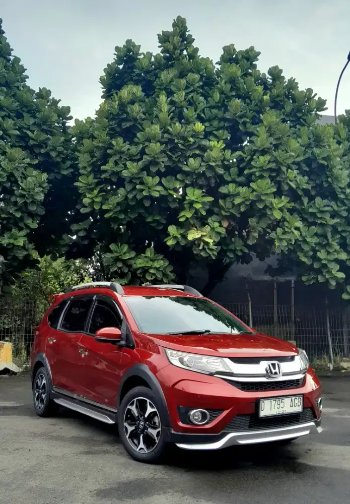 Honda brv e prestige at low km