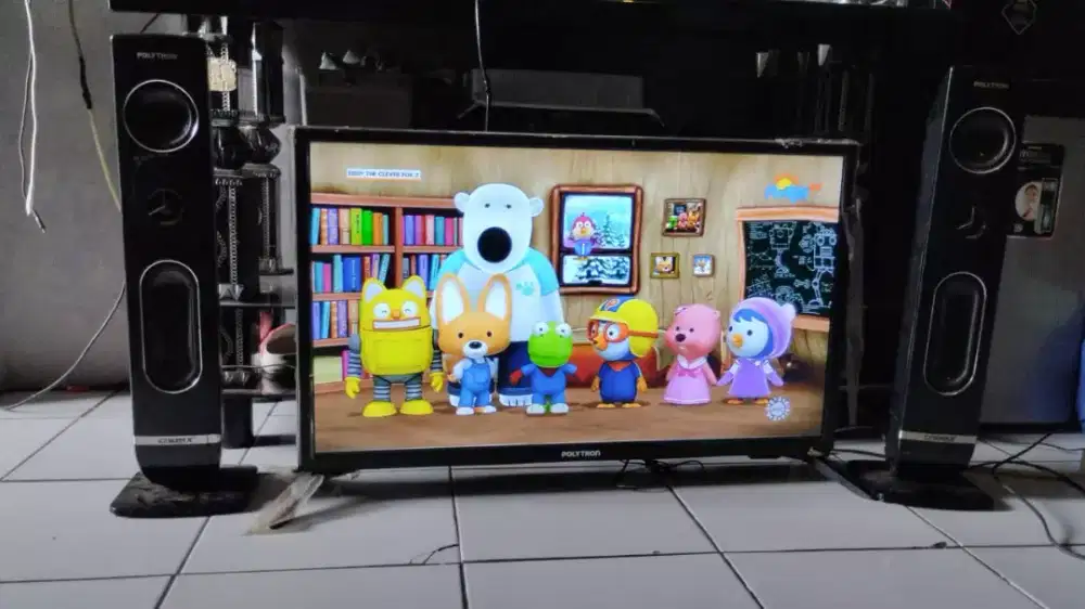 Polytron 32 inch LED Digital TV