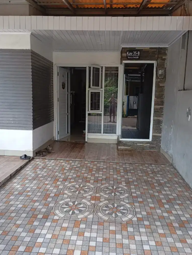 Rumah Full Furnished lantai mezanine Serua indah Ciputat Tang Sel