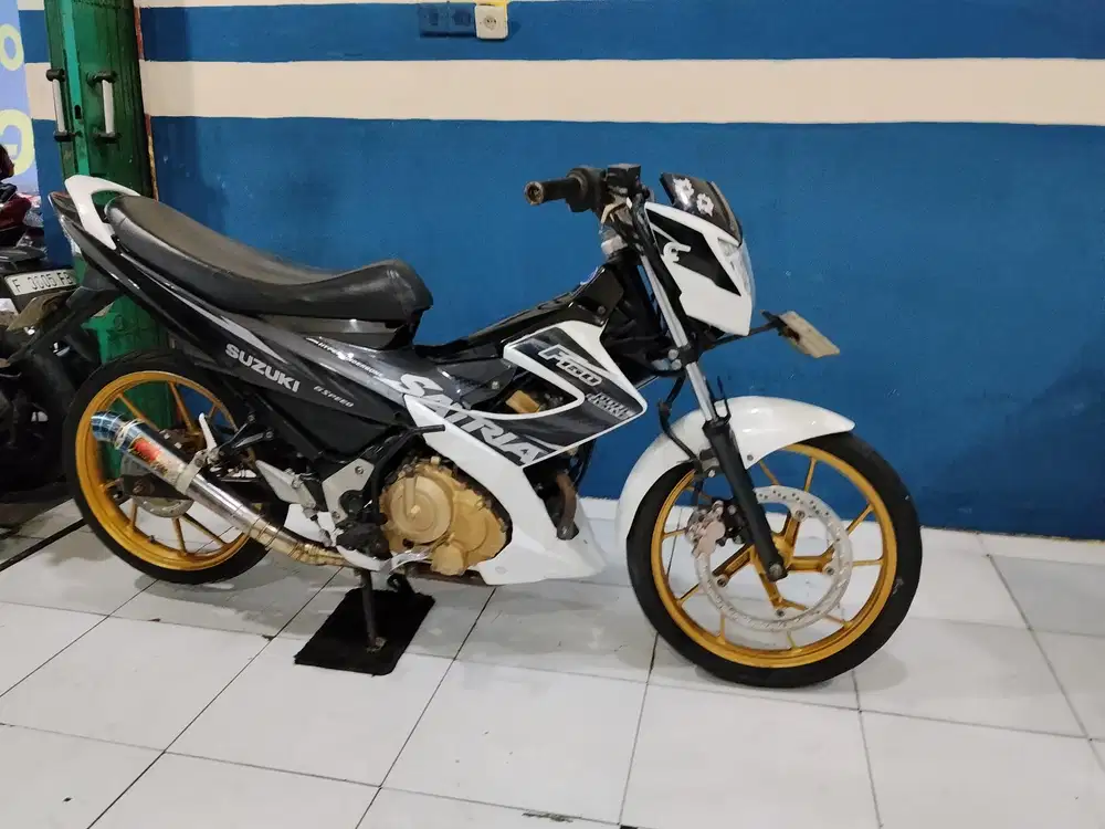 Suzuki satria fu 2013 siap pakai