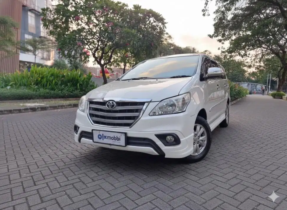 DP RINGAN Toyota Kijang Innova 2.0 G Bensin Putih CCKNB
