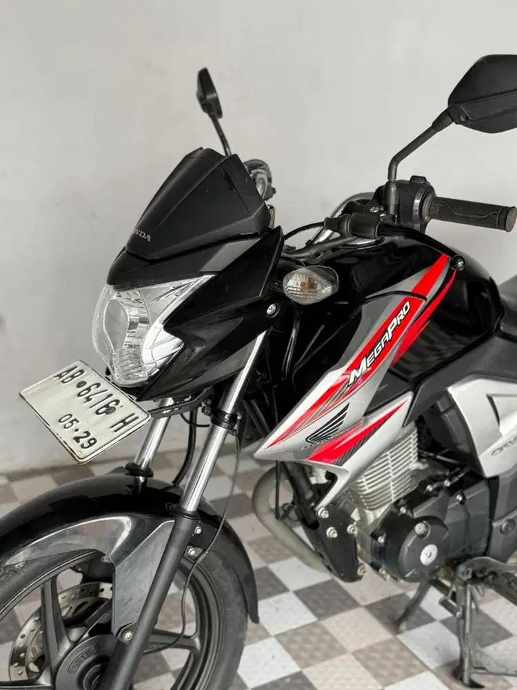 Honda mega pro 2014 km 14 rbuan ab