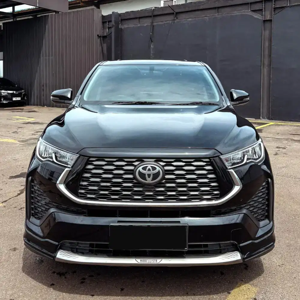 Toyota Innova Zenix V Hybrid Modelista Nik 2024